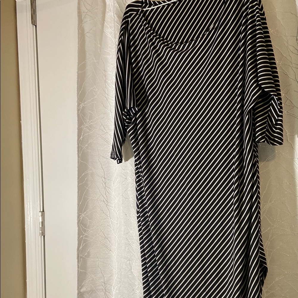 Black and White Asymmetrical Sheath Dress with Dolman Sleeves
